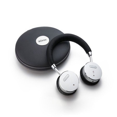 beats solo wireless on ear